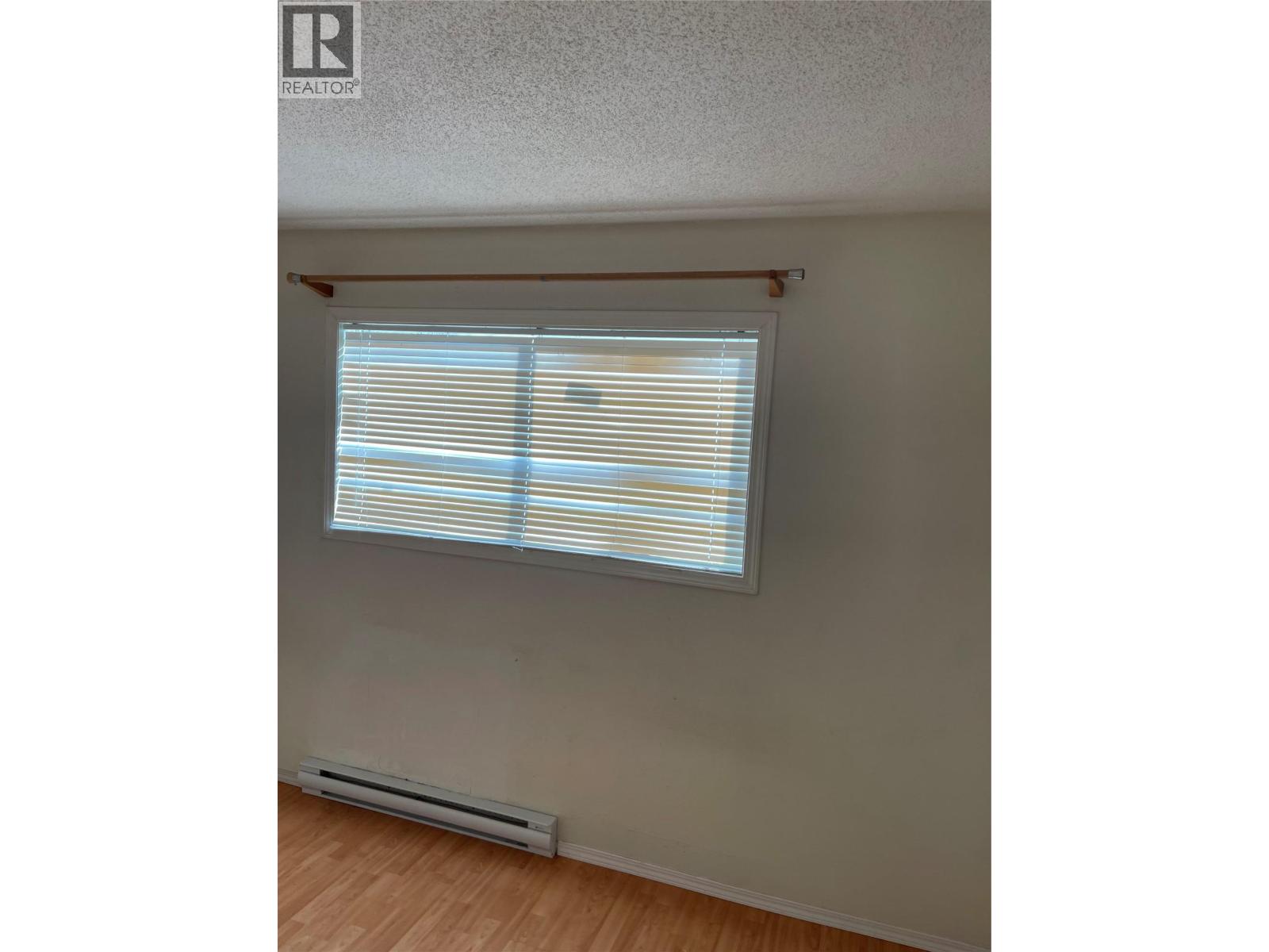  715A Gerstmar Road, Kelowna