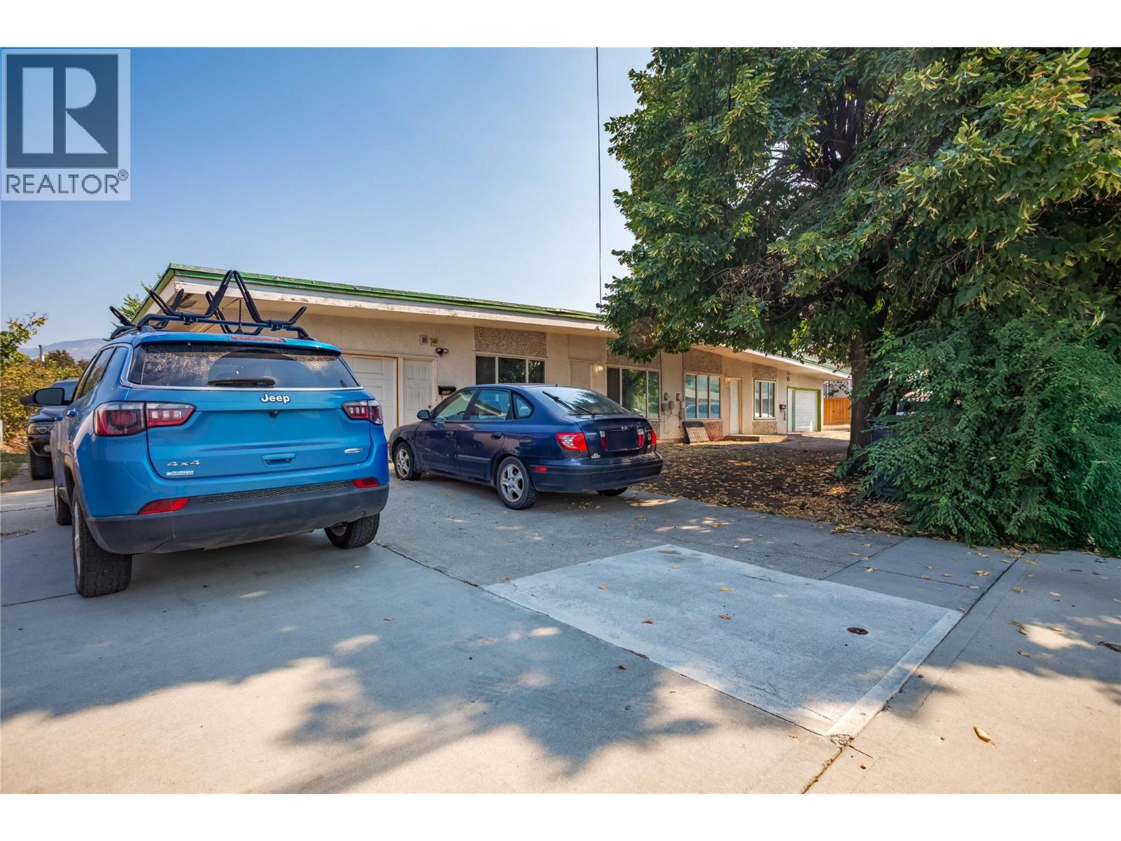  715A Gerstmar Road, Kelowna