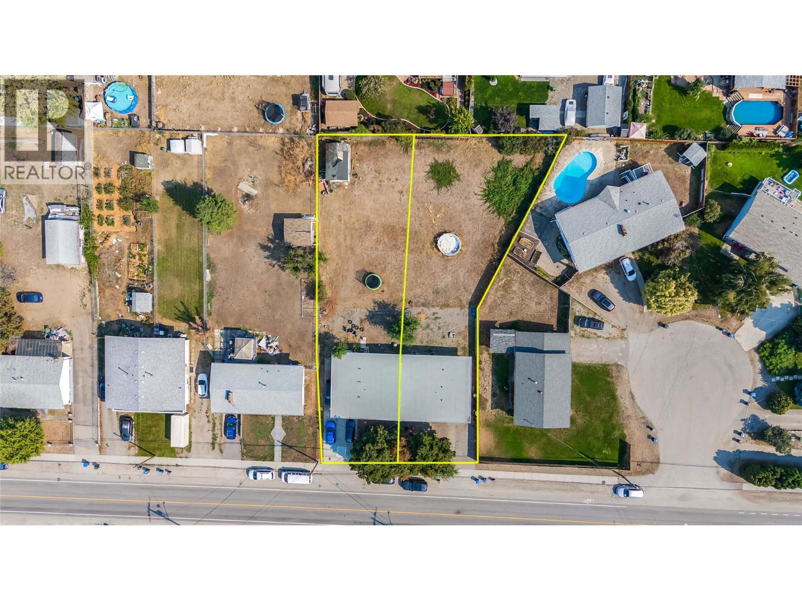 715A Gerstmar Road, Kelowna
