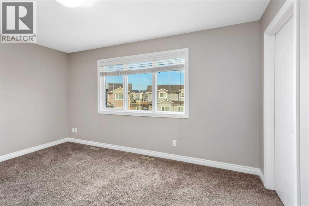 22 Ross Close, Sylvan Lake
