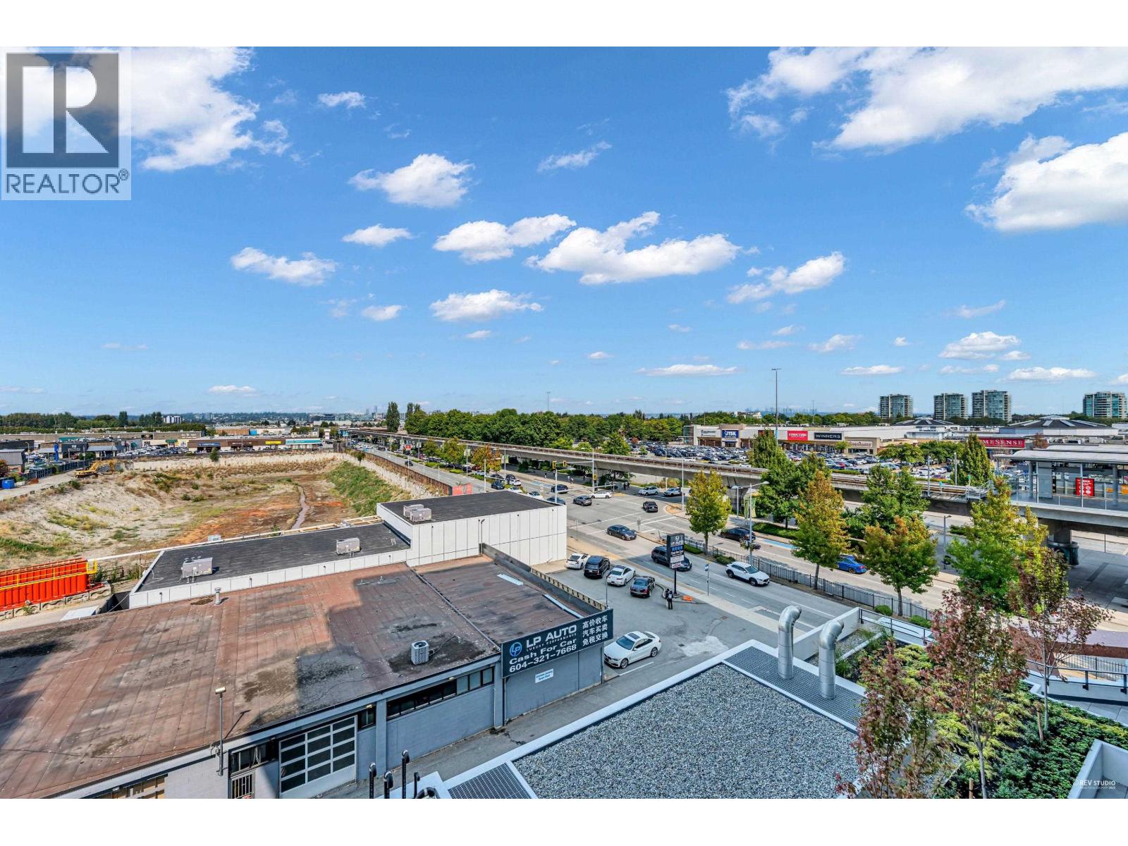 610 5593 NUMBER 3 ROAD, Richmond