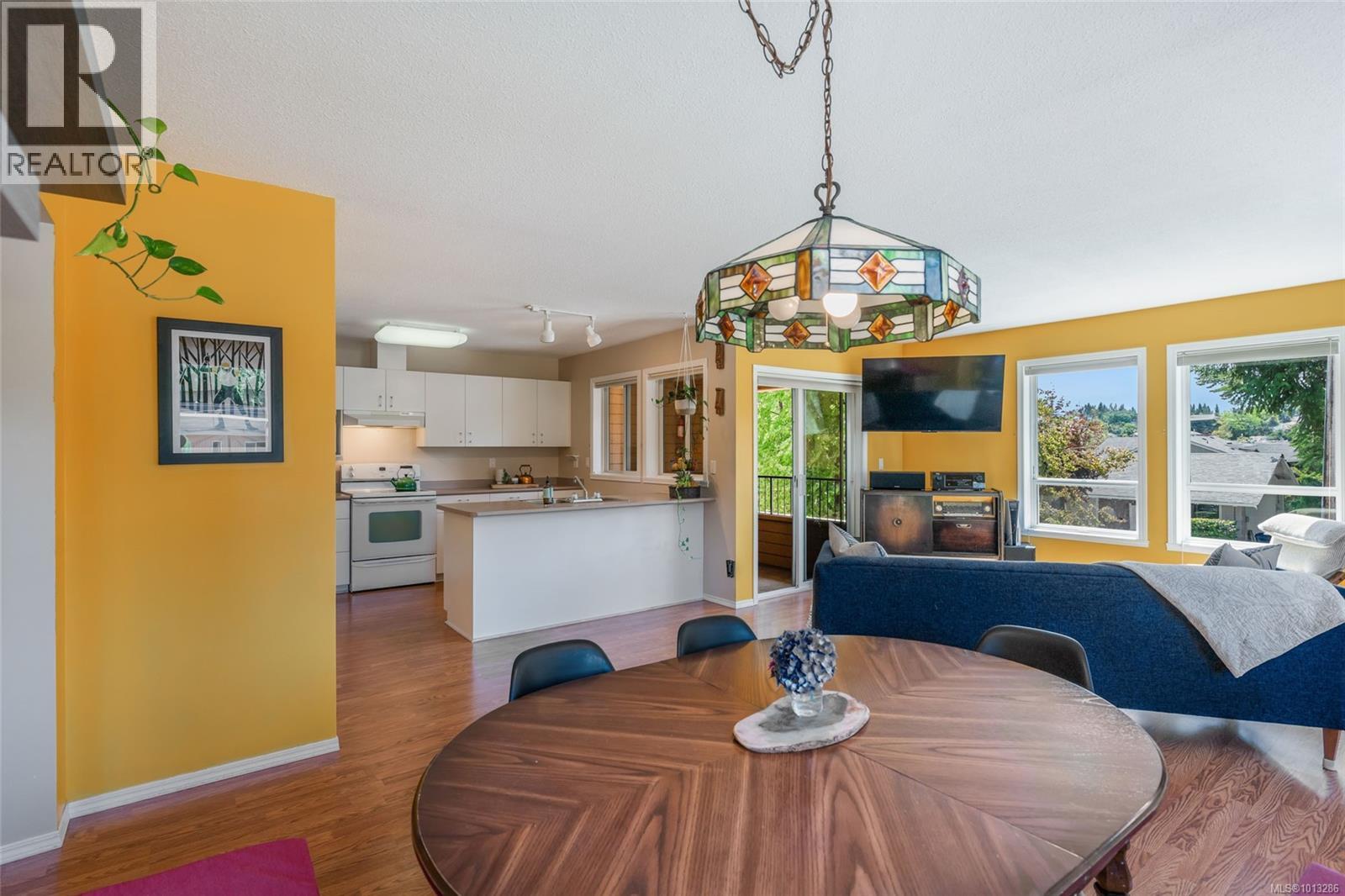 10 161 Fern Rd, Qualicum Beach