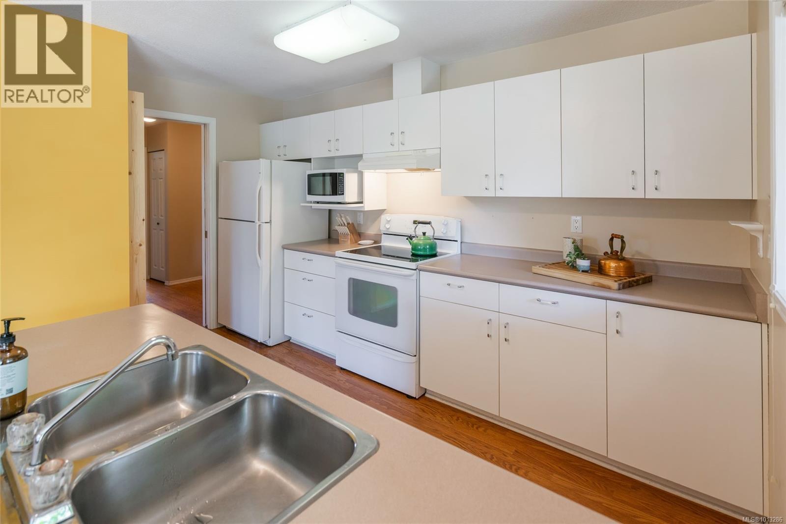 10 161 Fern Rd, Qualicum Beach