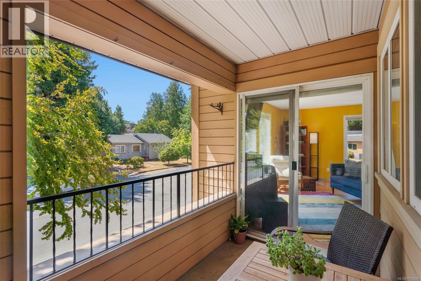 10 161 Fern Rd, Qualicum Beach