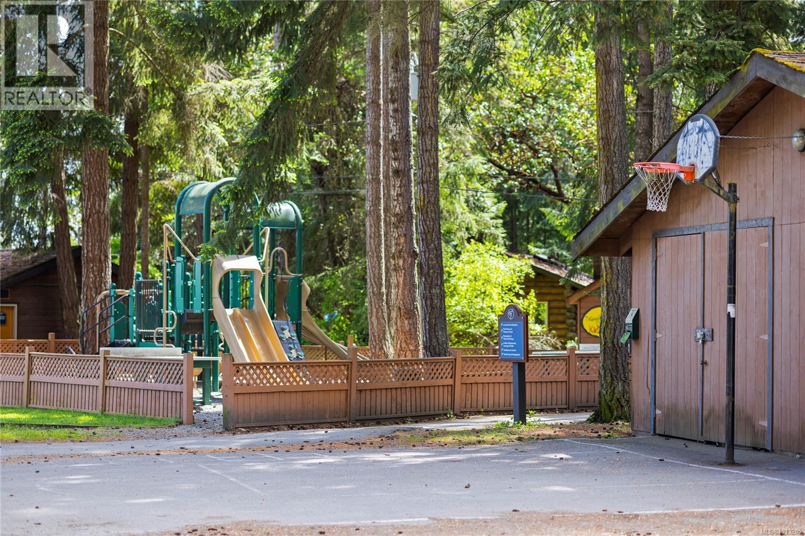 130 1155 Resort Dr, Parksville