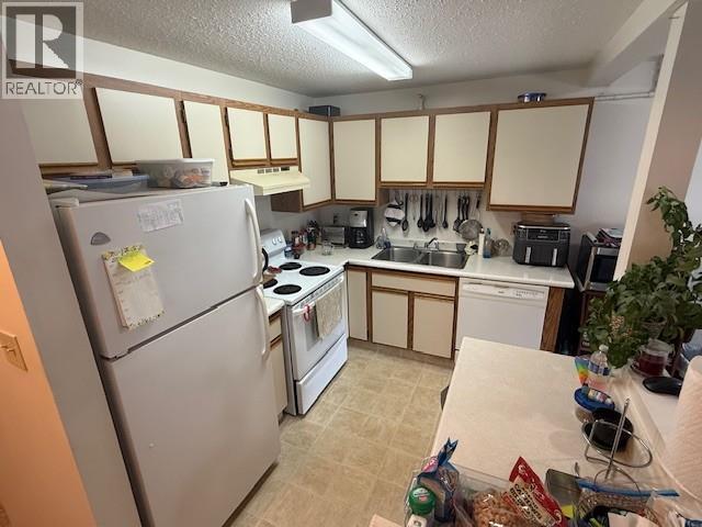 202 284 Yorkton Avenue, Penticton