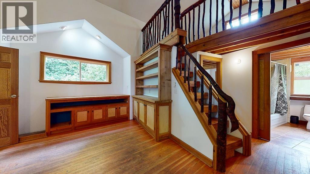 722 WEST BAY ROAD, Gambier Island