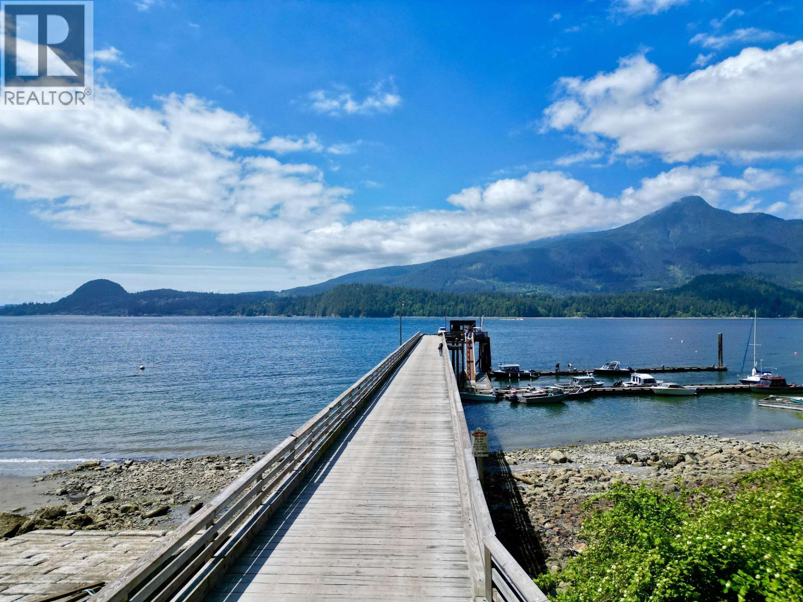 722 WEST BAY ROAD, Gambier Island