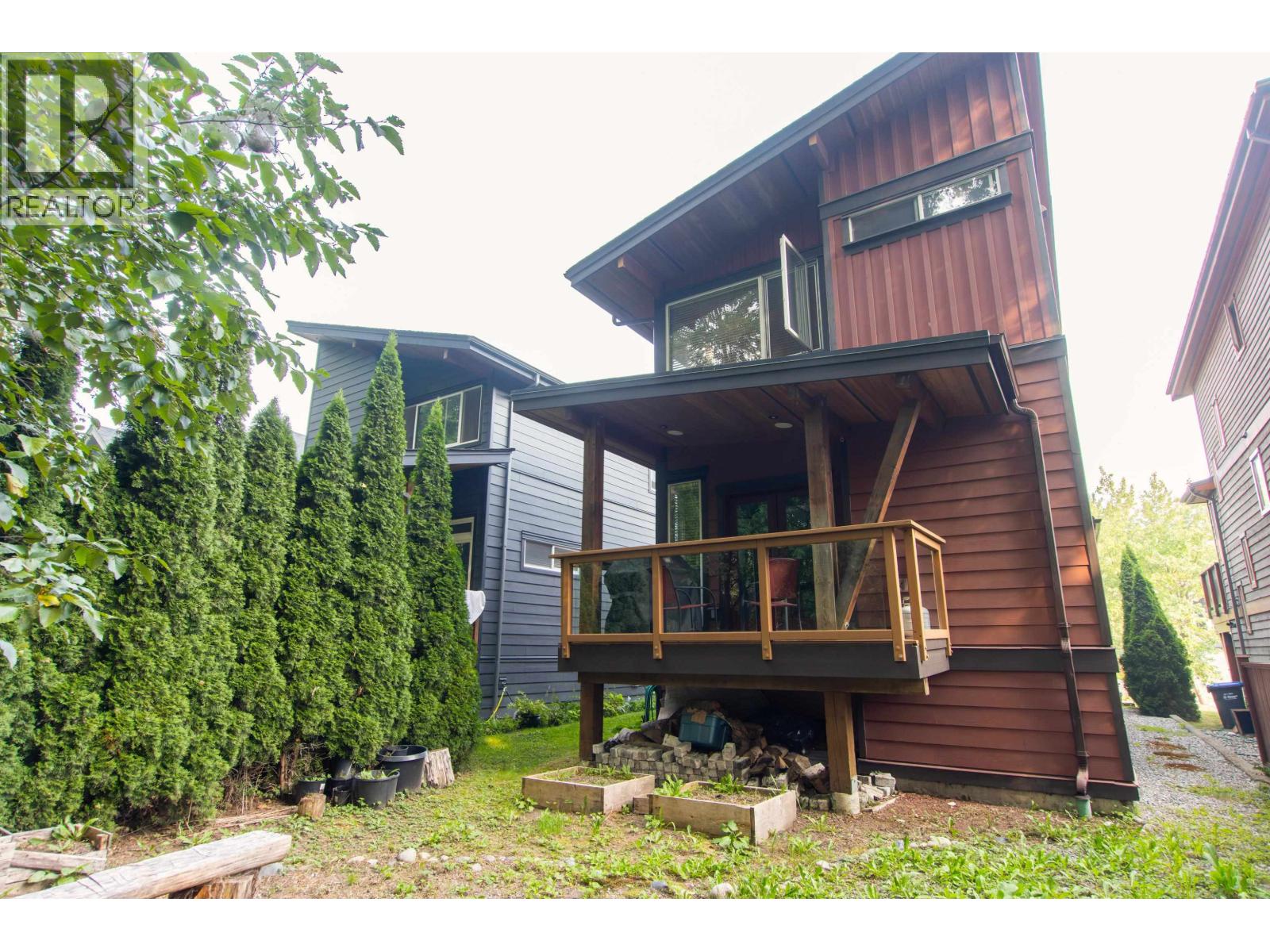 49 40137 GOVERNMENT ROAD, Squamish