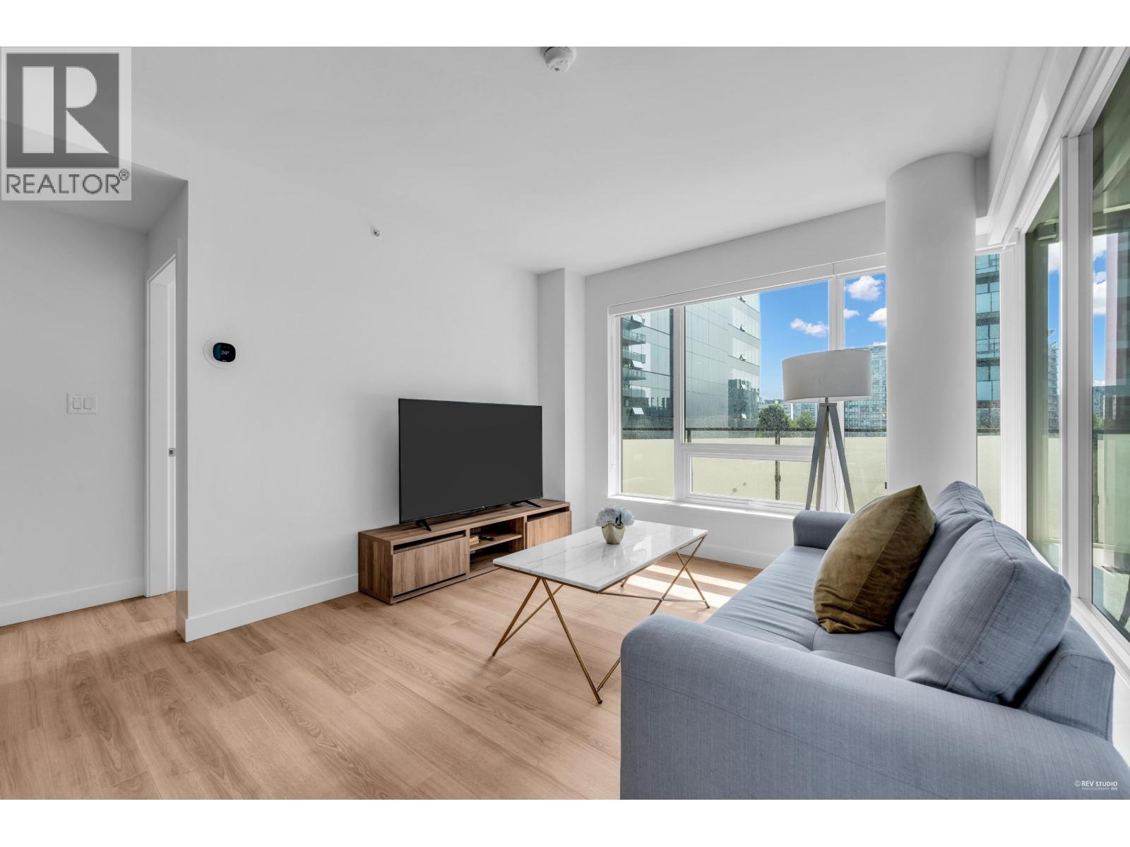 508 5593 NUMBER 3 ROAD, Richmond