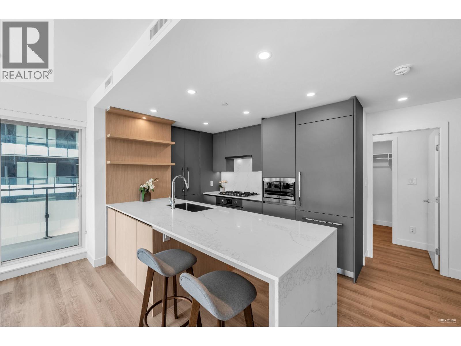 508 5593 NUMBER 3 ROAD, Richmond