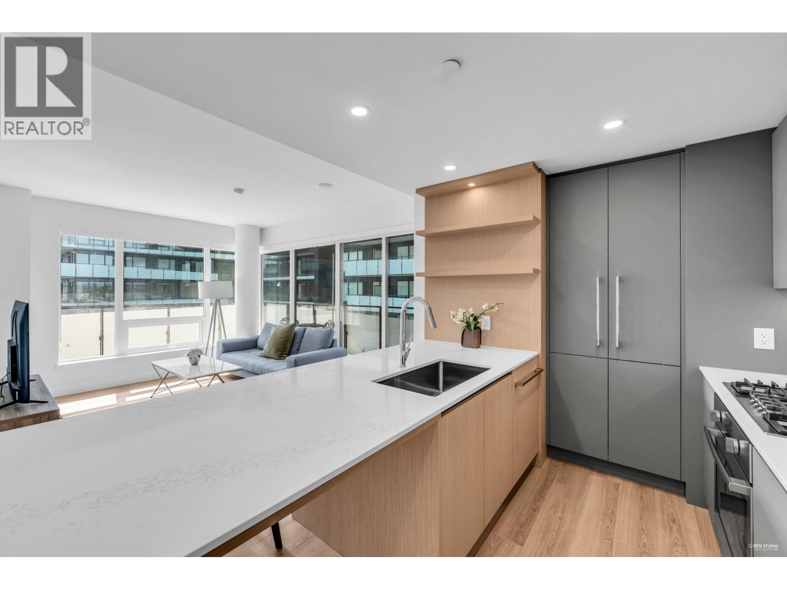 508 5593 NUMBER 3 ROAD, Richmond