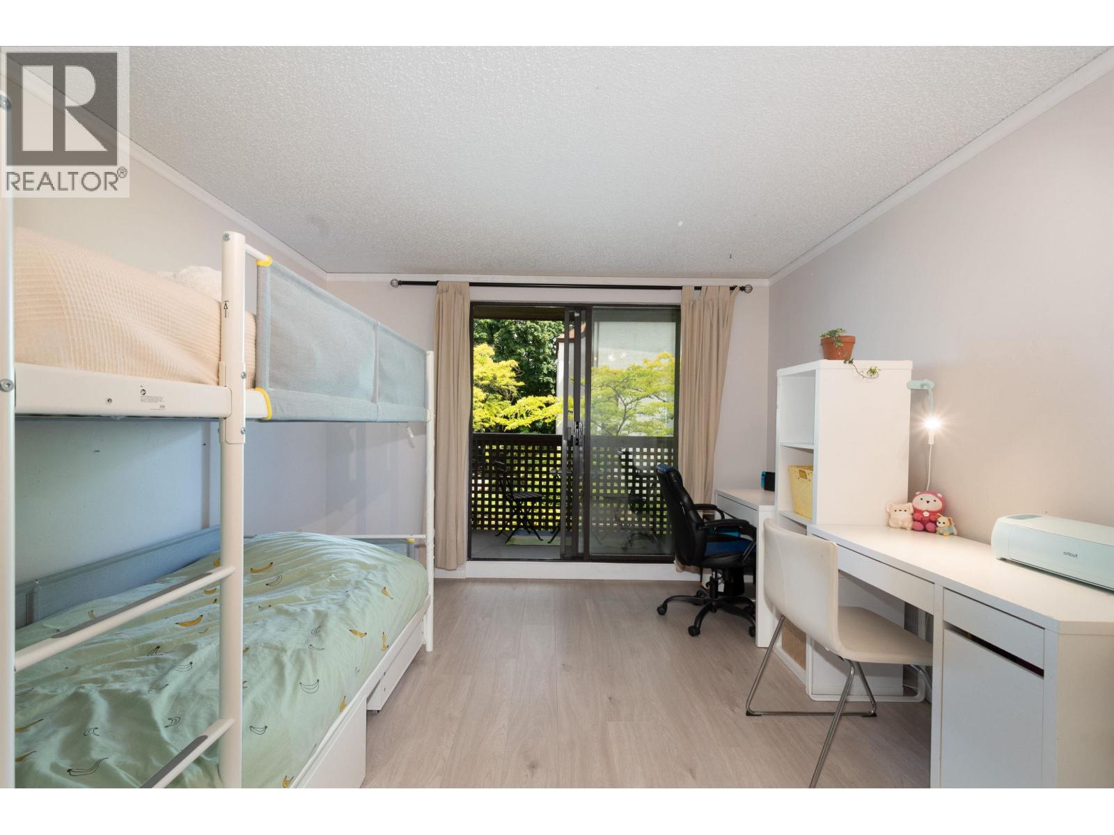 8 385 GINGER DRIVE, New Westminster