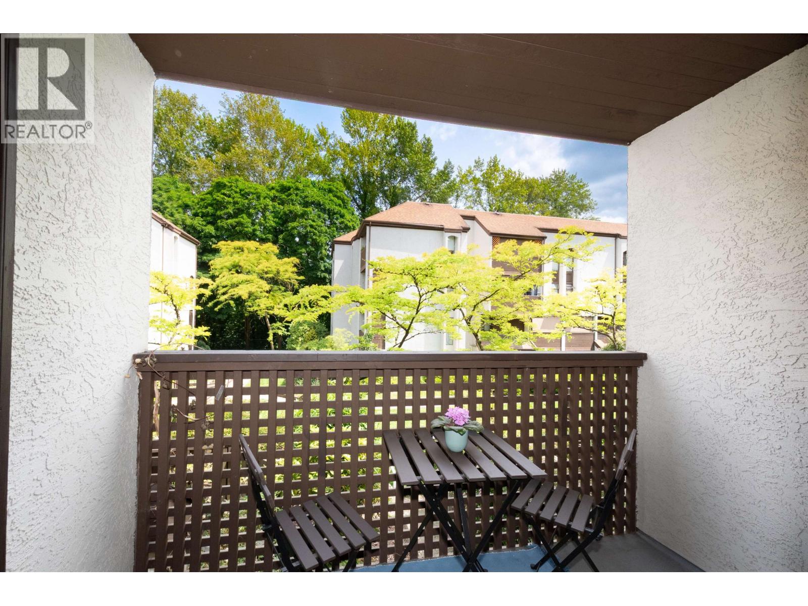 8 385 GINGER DRIVE, New Westminster