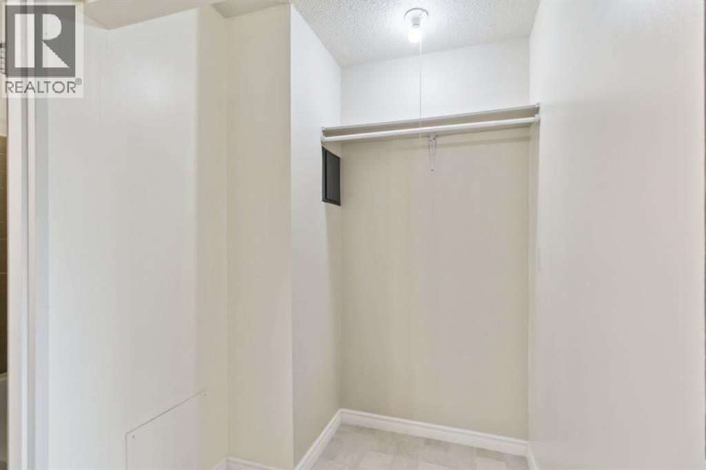 7 Clearwater Crescent, Fort McMurray