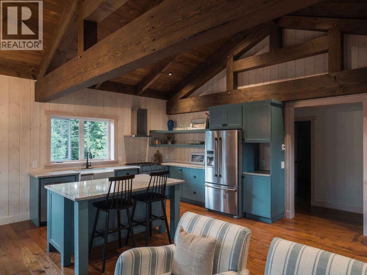 23 Birchgrove Bend, Kaslo