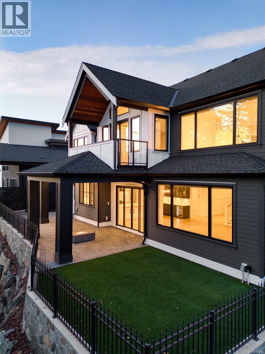  2045 Pinehurst Terrace, Langford