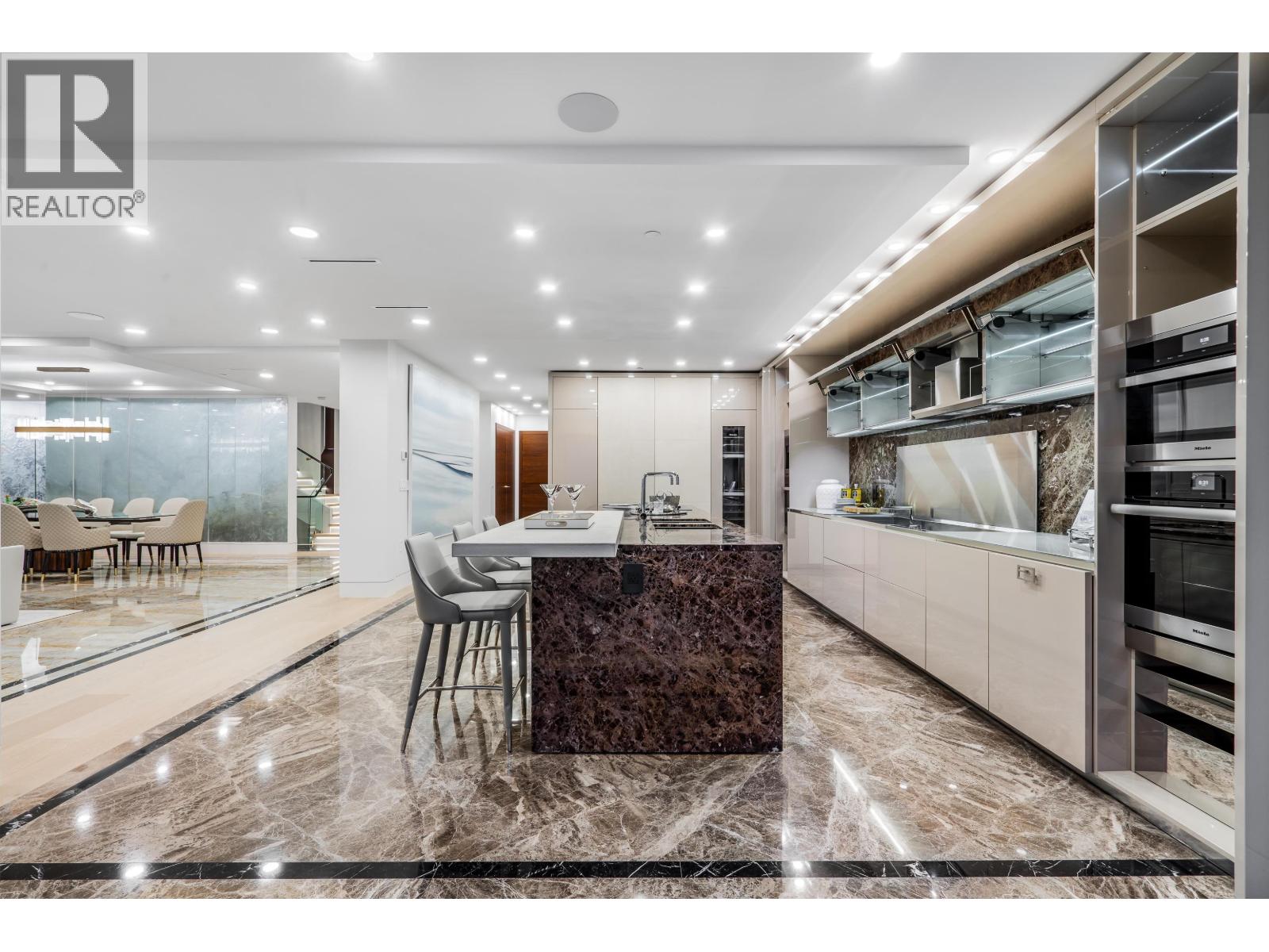 1123 CRESTLINE ROAD, West Vancouver