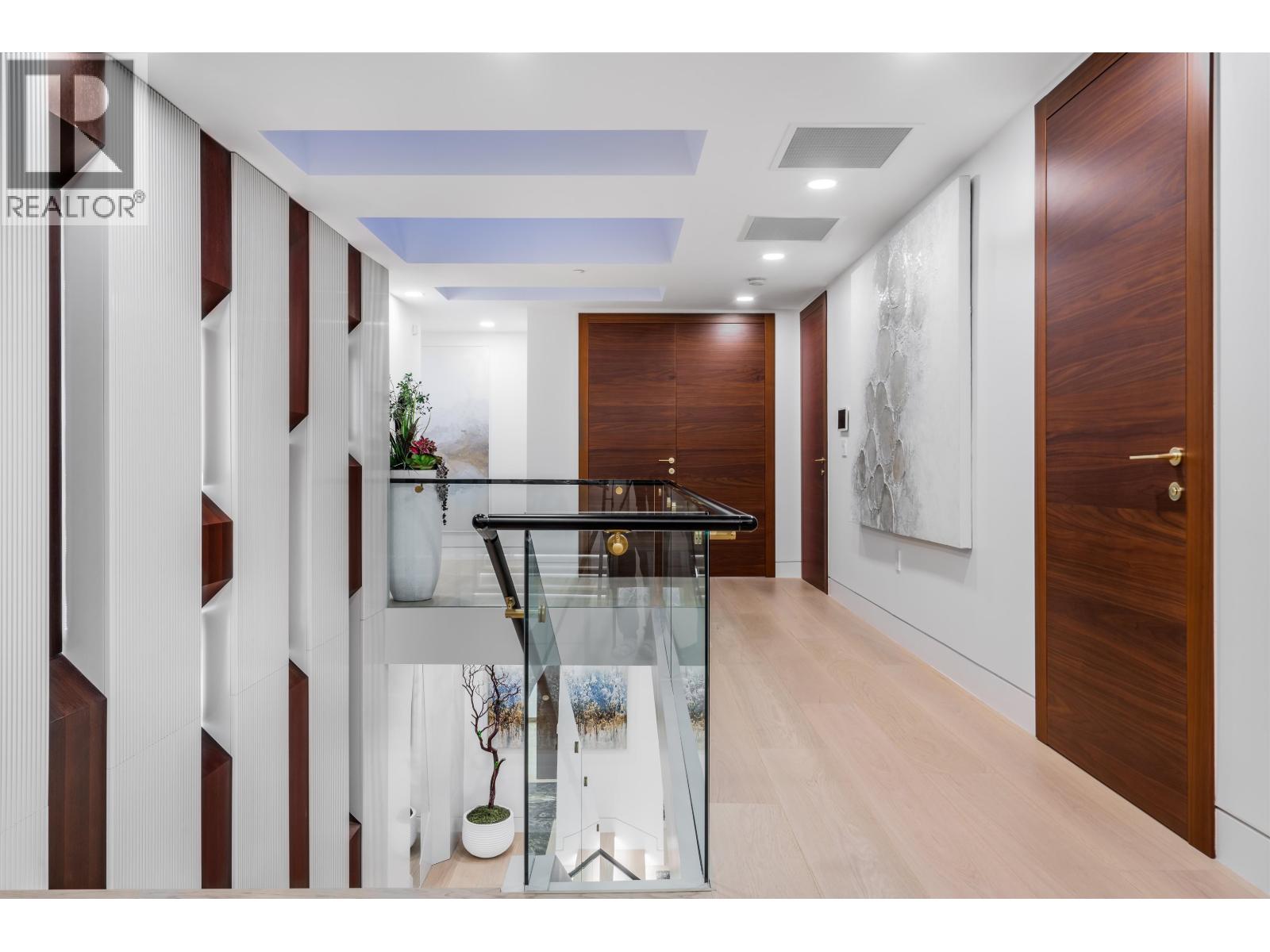 1123 CRESTLINE ROAD, West Vancouver