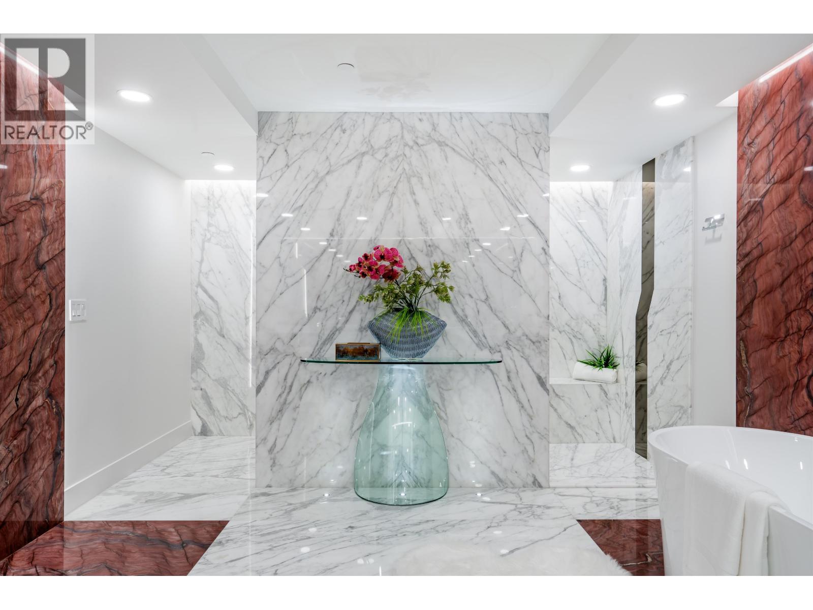 1123 CRESTLINE ROAD, West Vancouver