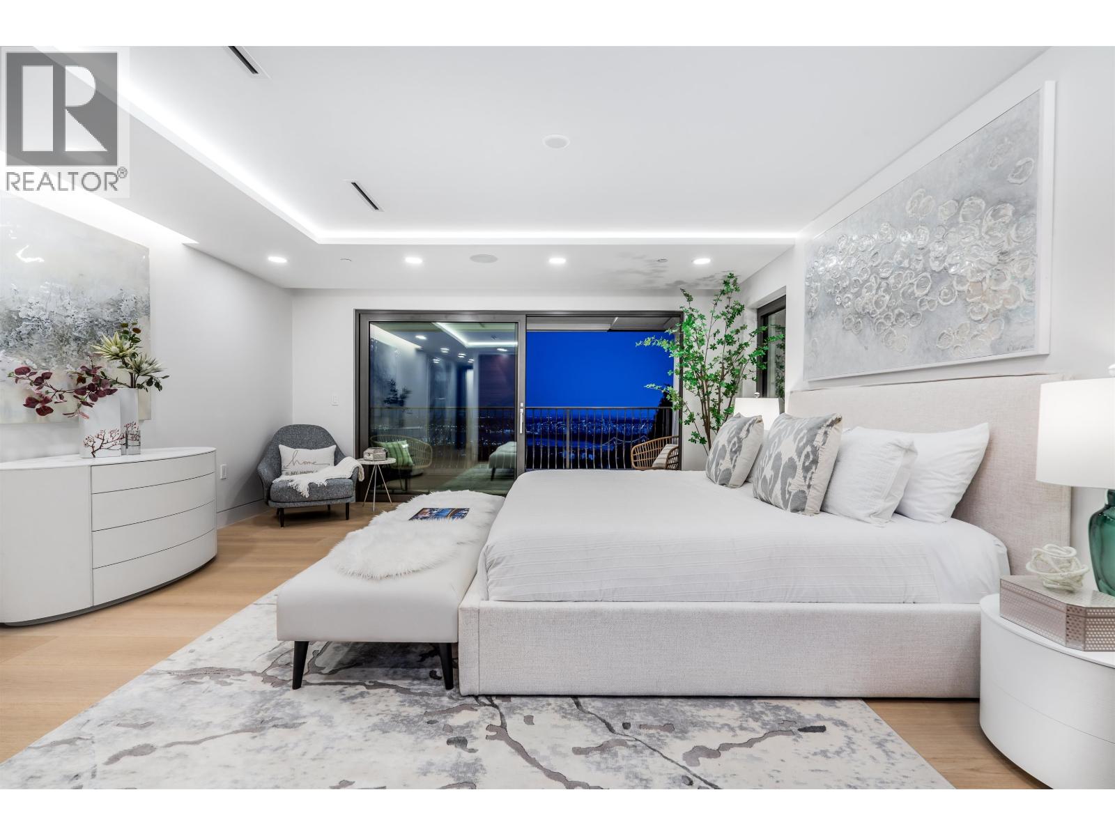 1123 CRESTLINE ROAD, West Vancouver