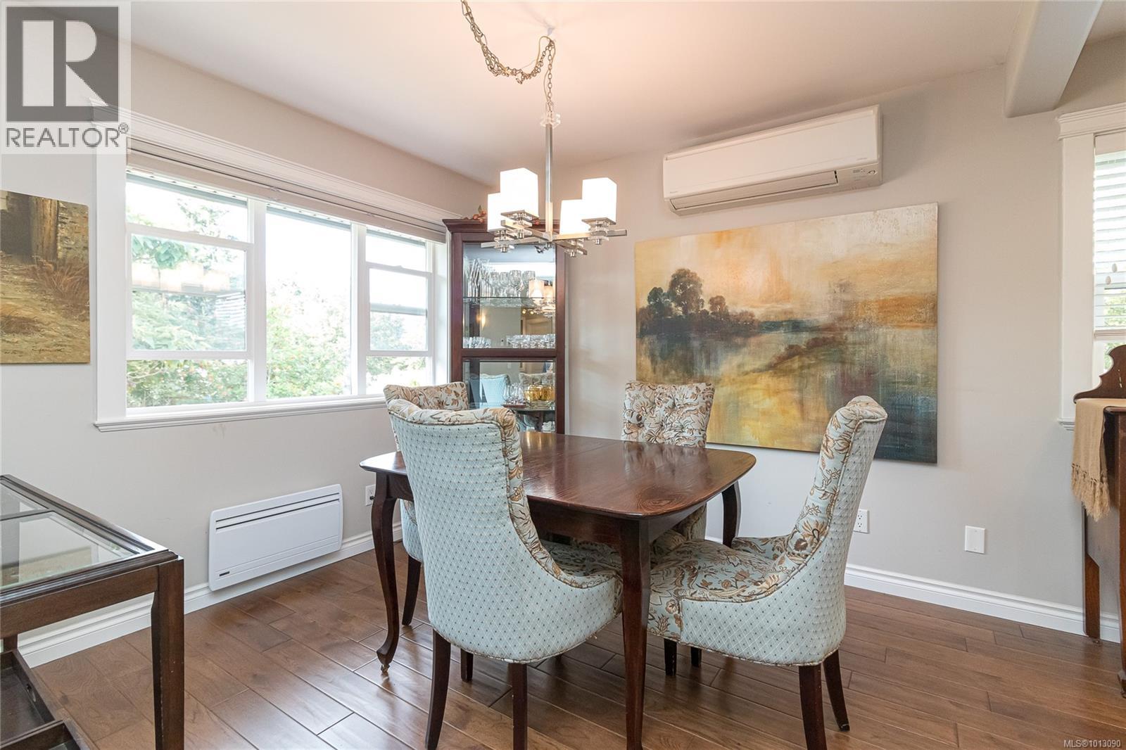  1092 Lucille Drive, Central Saanich