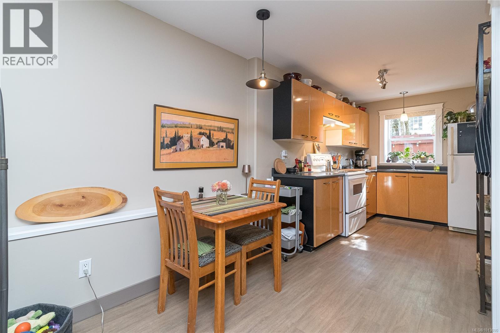 1092 Lucille Drive, Central Saanich