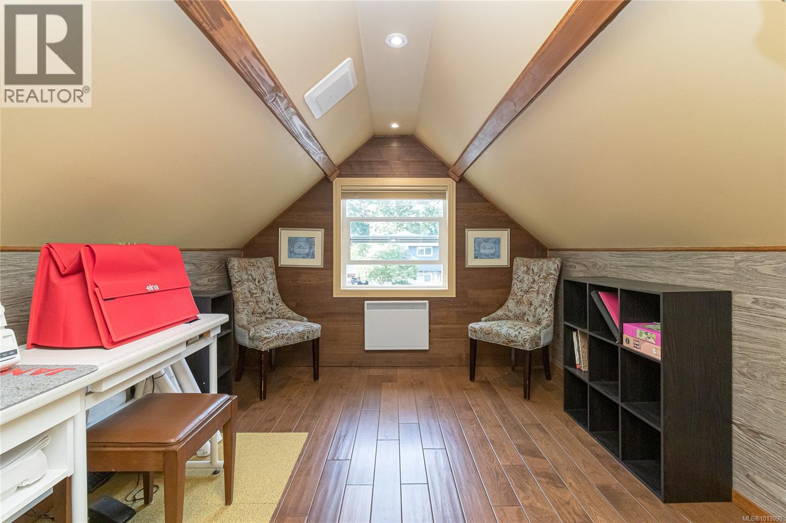  1092 Lucille Drive, Central Saanich