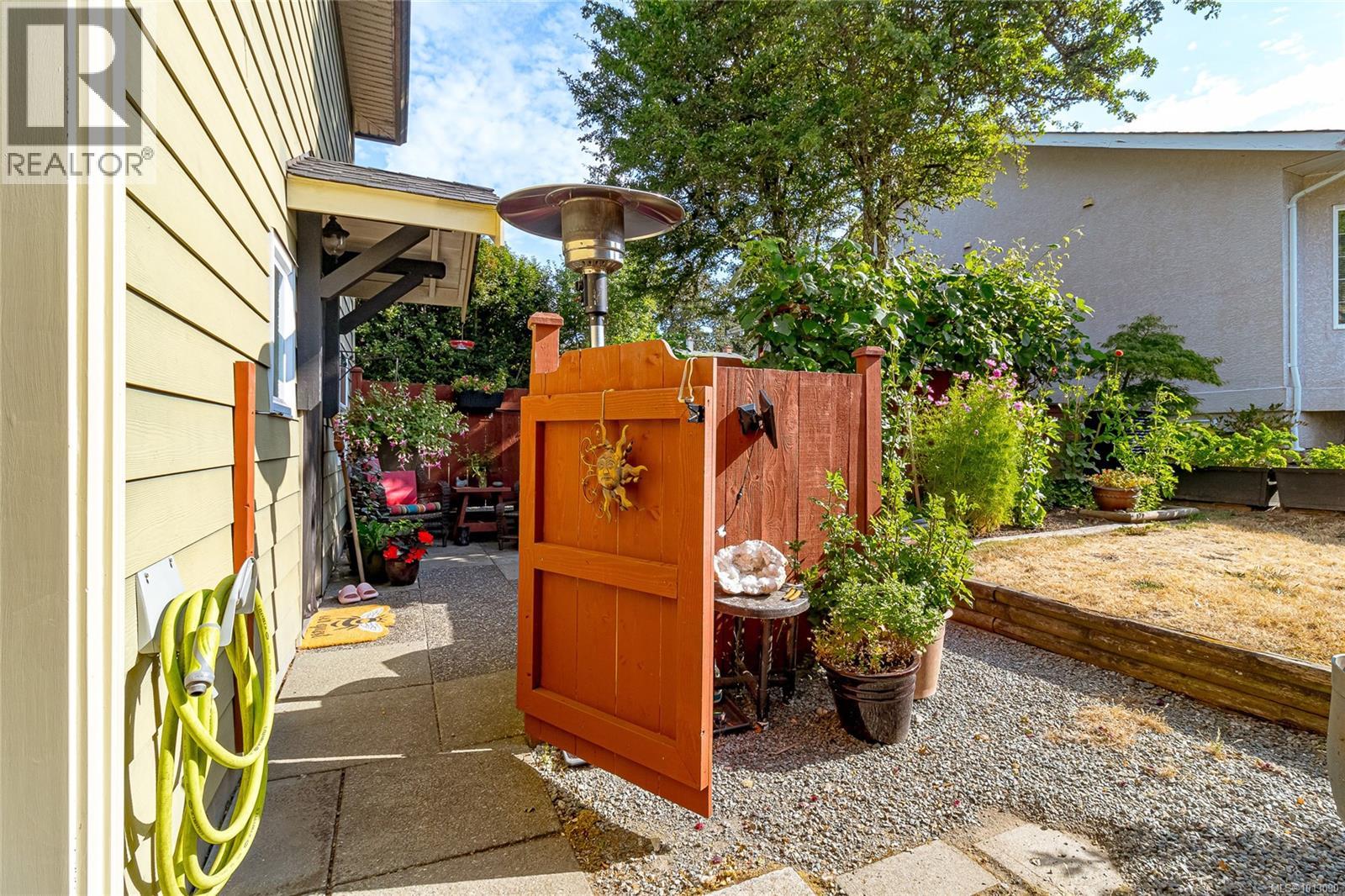  1092 Lucille Drive, Central Saanich