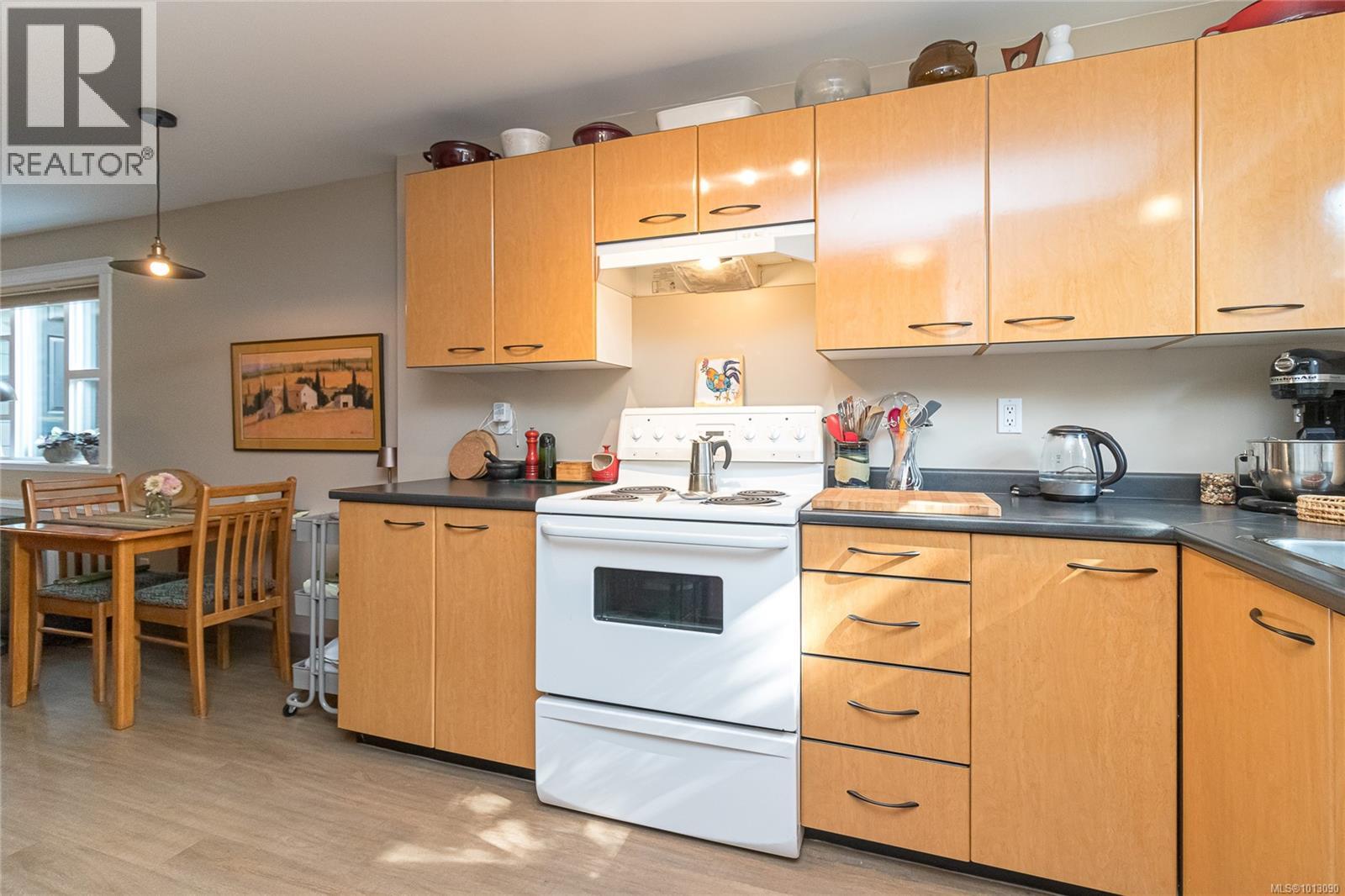  1092 Lucille Drive, Central Saanich