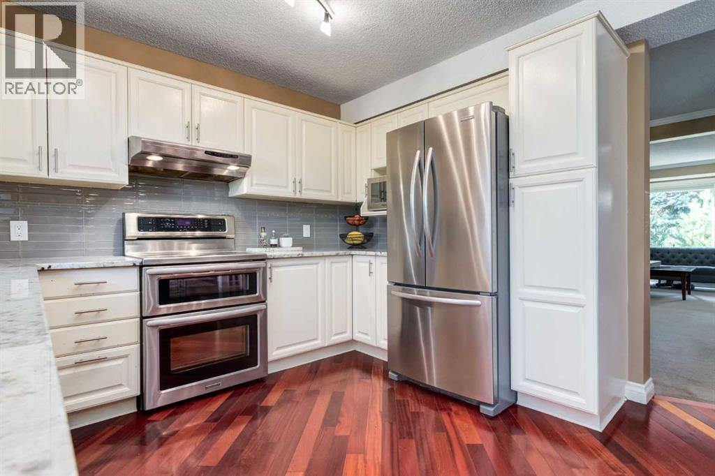 Single Family House for Sale in  Scripps Landing NW Scenic Acres Calgary 