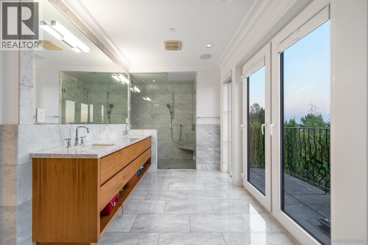 1485 CAMELOT ROAD, West Vancouver