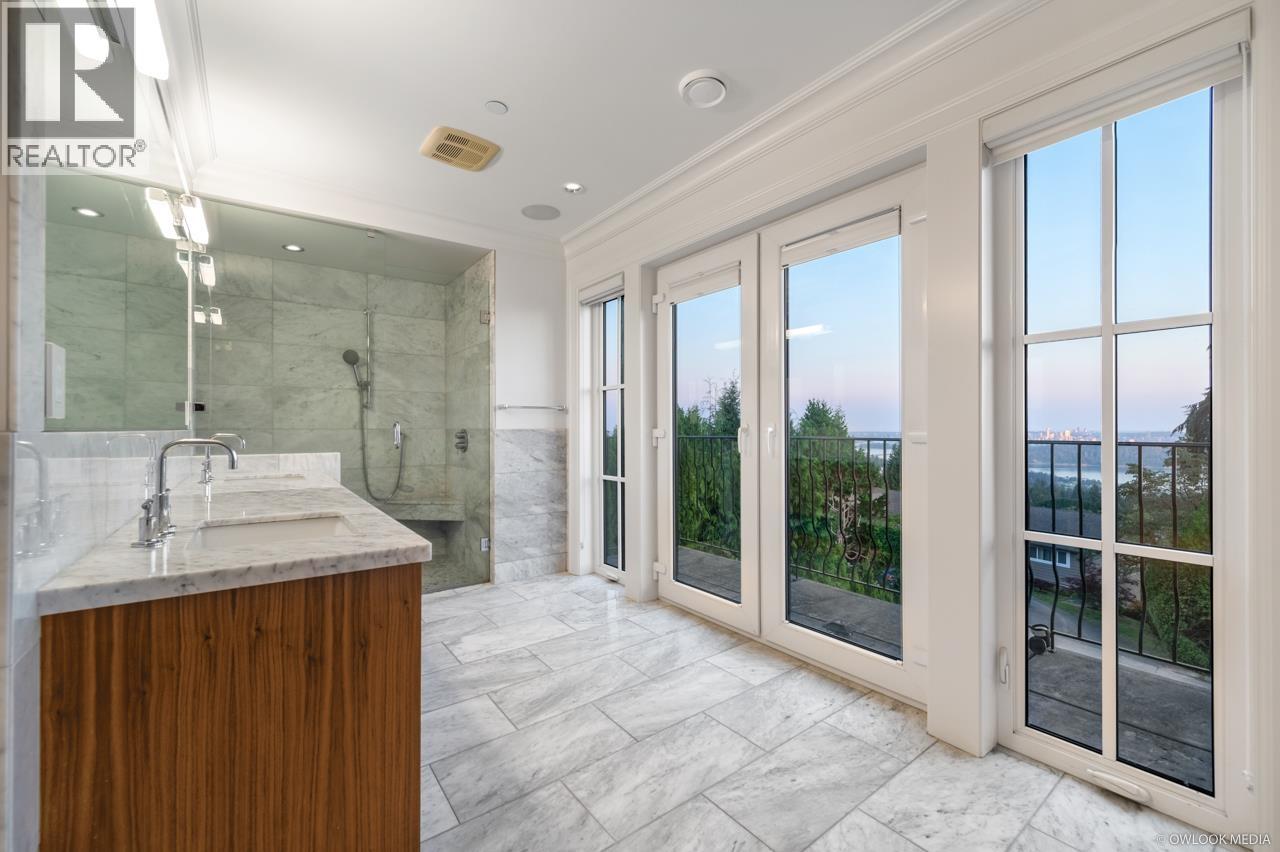 1485 CAMELOT ROAD, West Vancouver