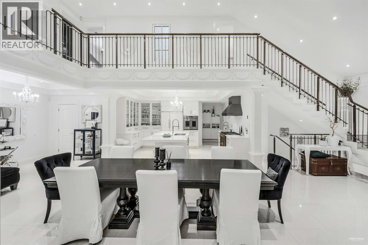 4511 CAPILANO ROAD, North Vancouver