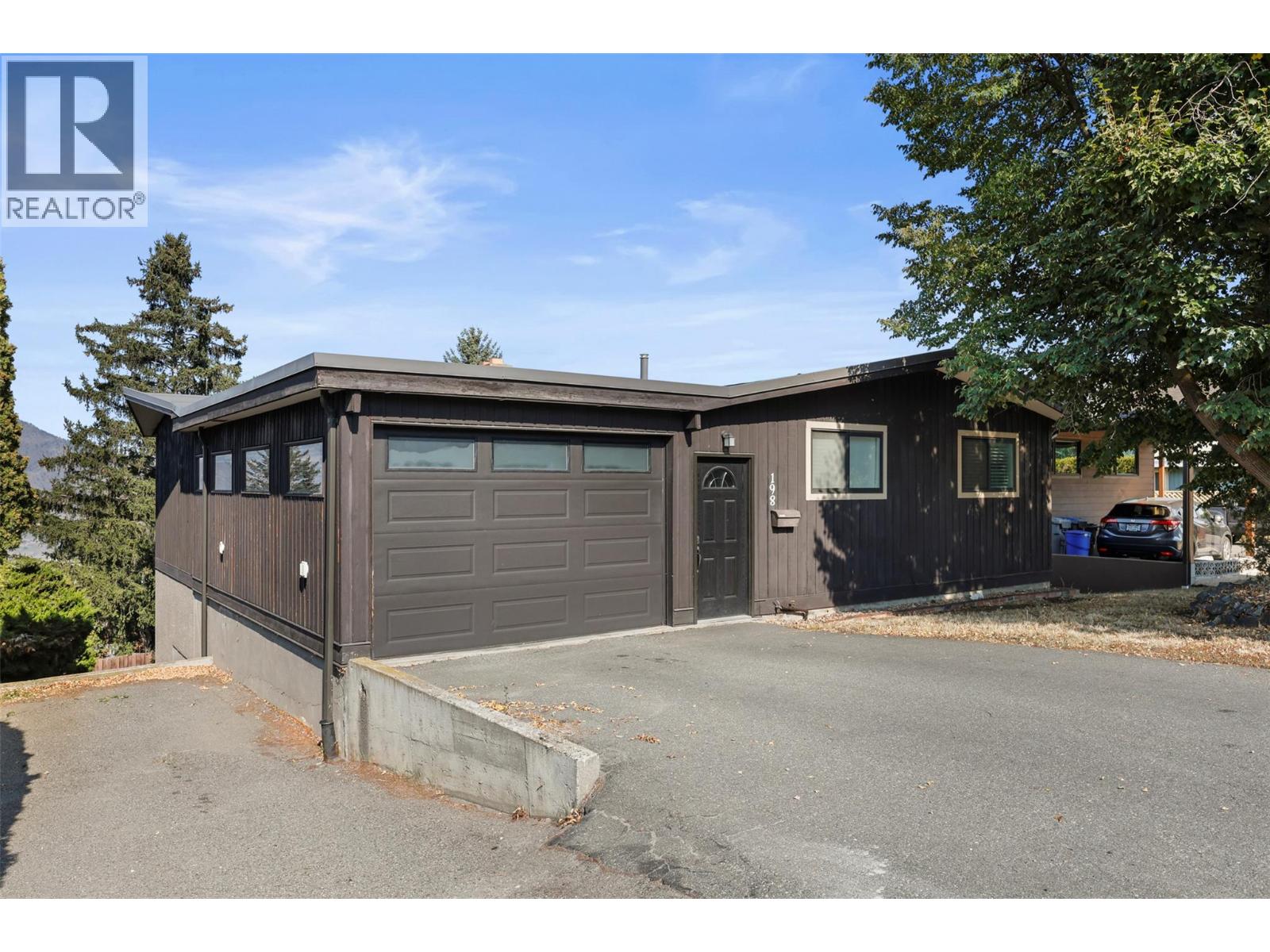 198 ROBSON Drive, Kamloops