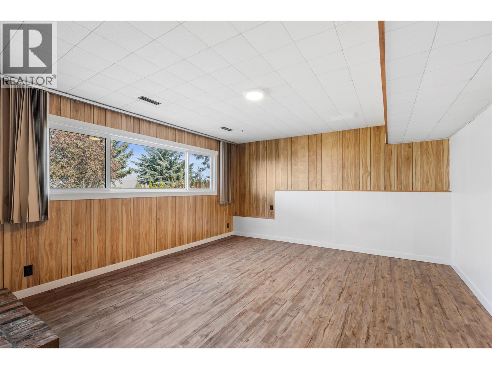 198 ROBSON Drive, Kamloops