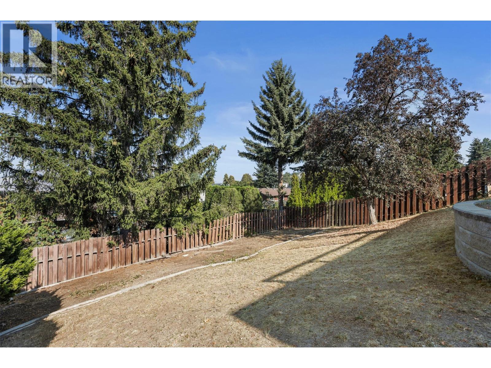 198 ROBSON Drive, Kamloops