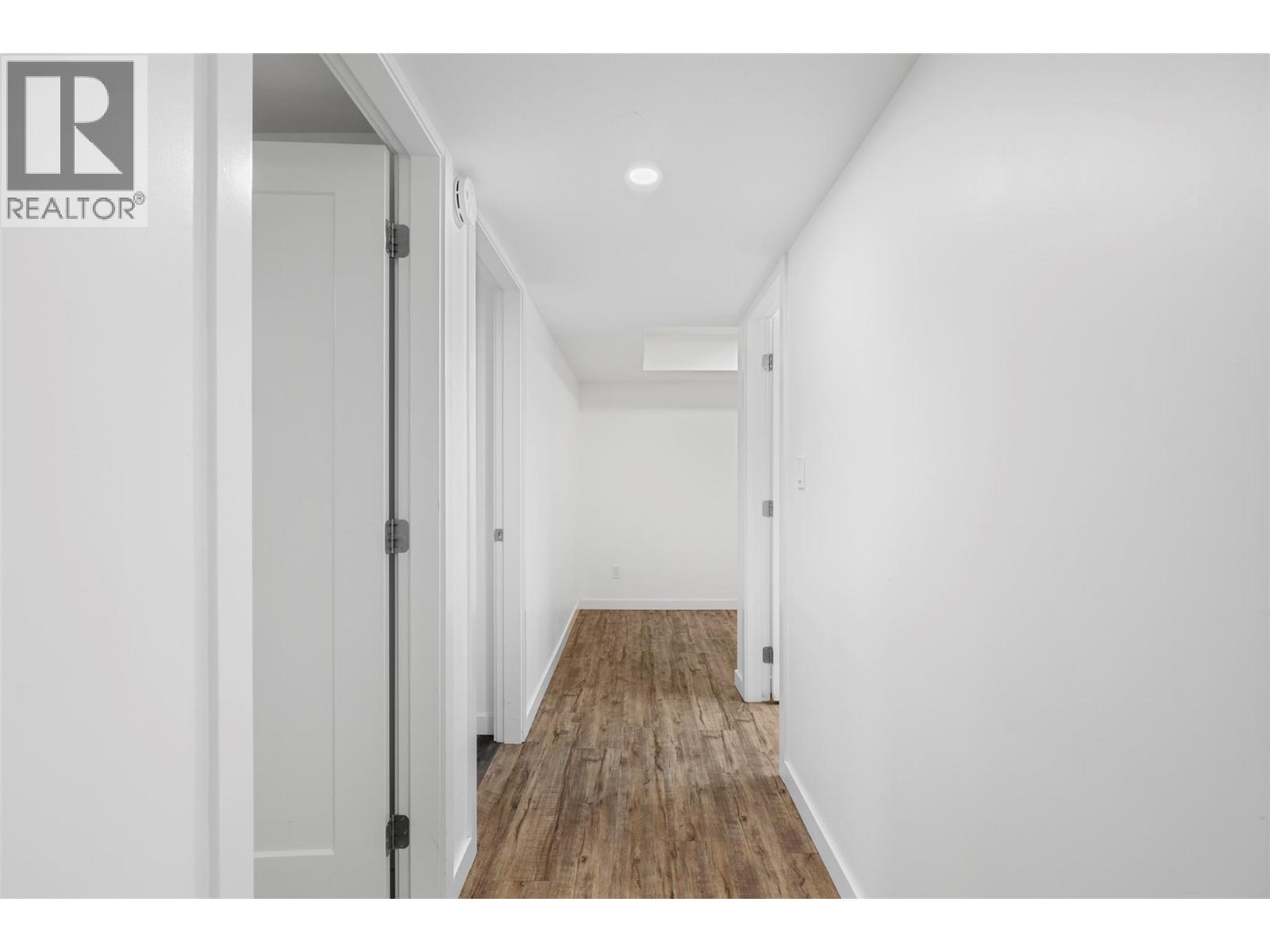 198 ROBSON Drive, Kamloops