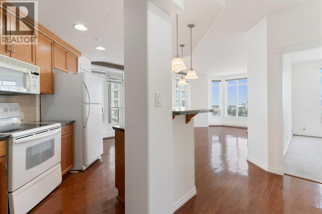 Single Family House for Sale in    Avenue NW Hounsfield Heights/Briar Hill Calgary 