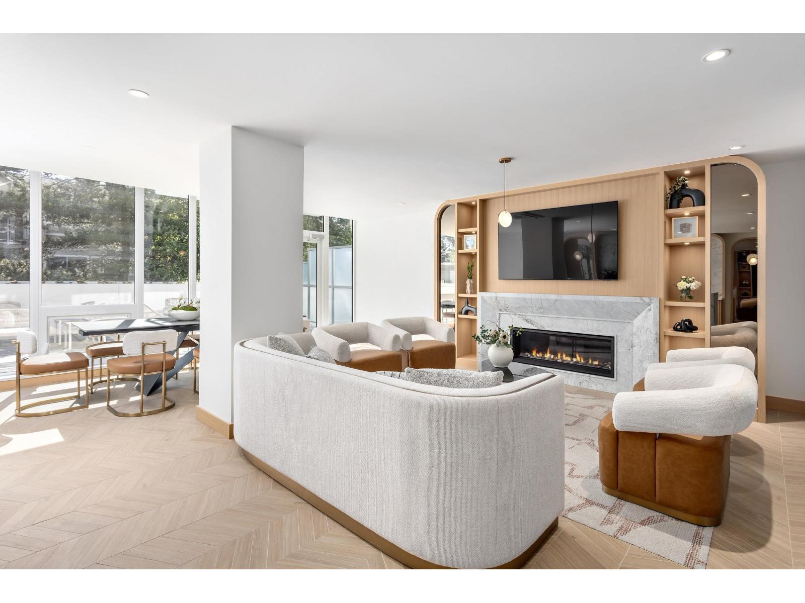 208 1342 JOHNSTON ROAD, White Rock