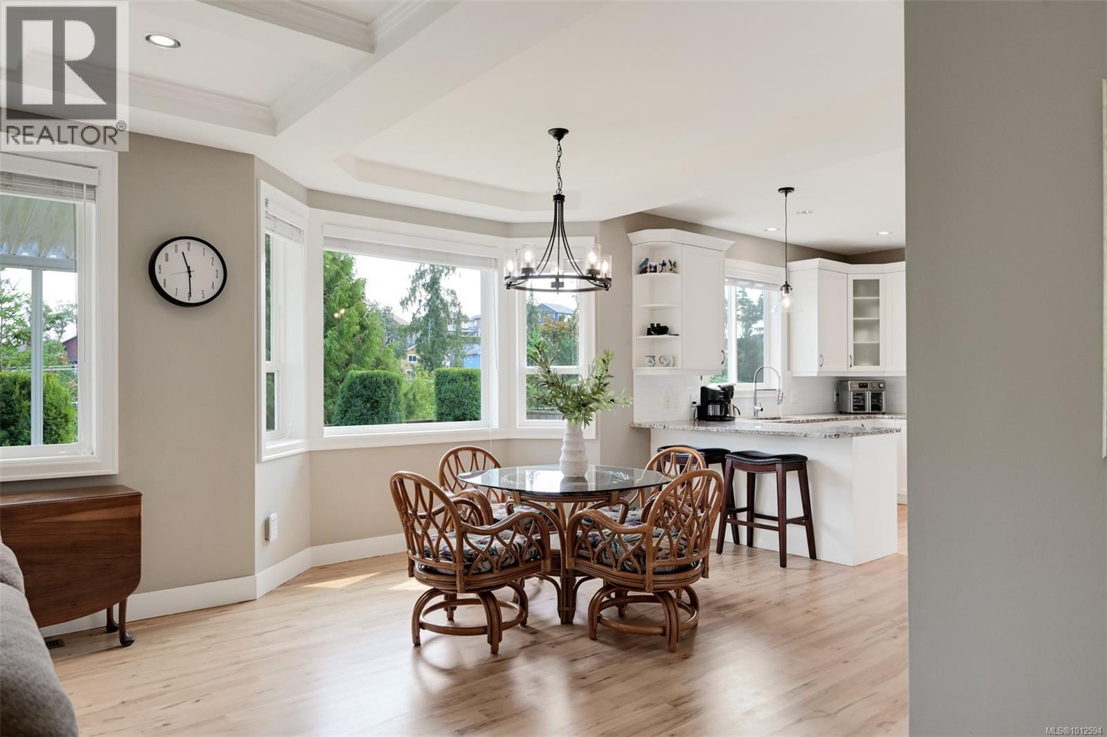 3445 Hopwood Pl, Colwood