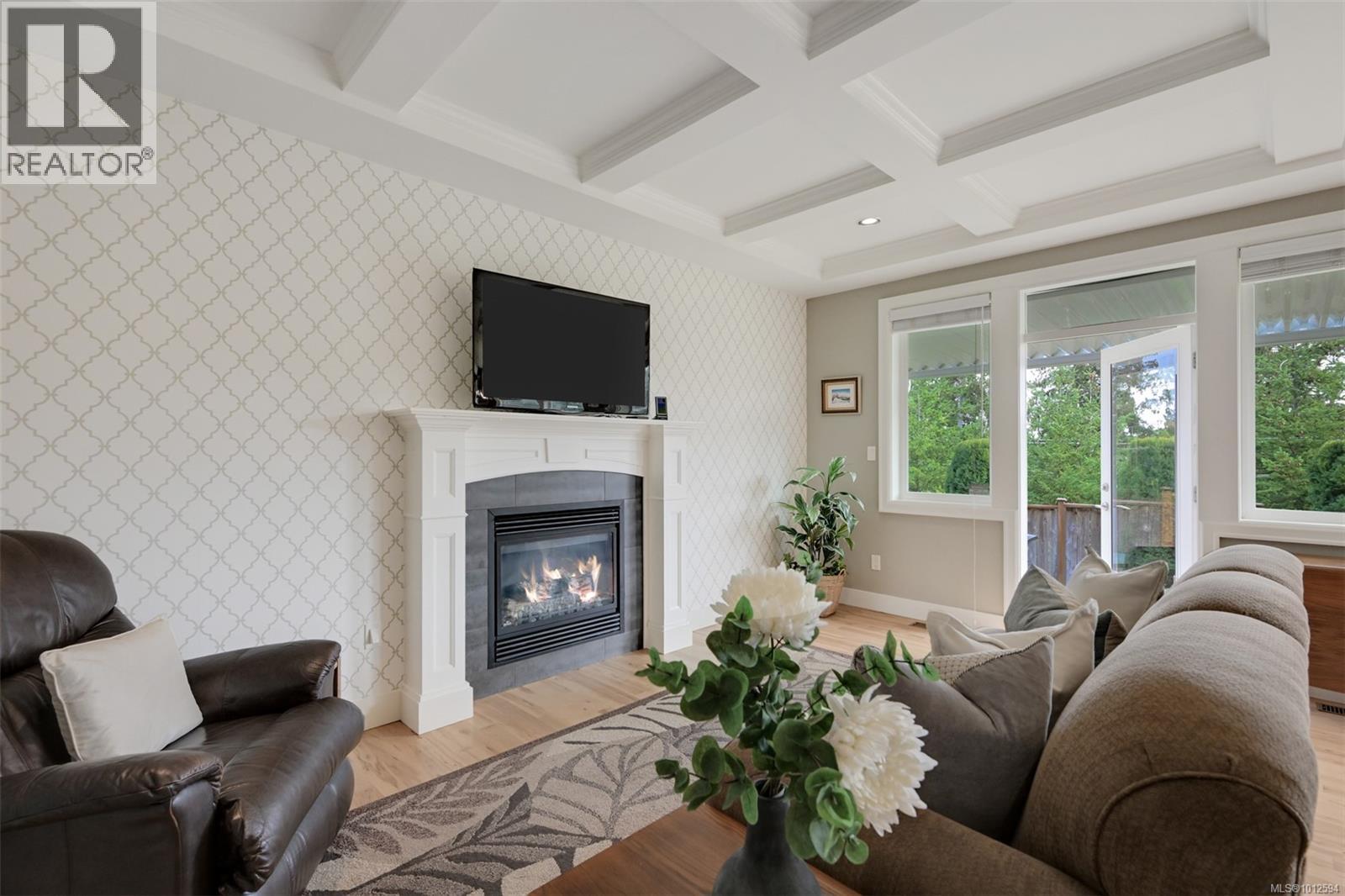 3445 Hopwood Pl, Colwood