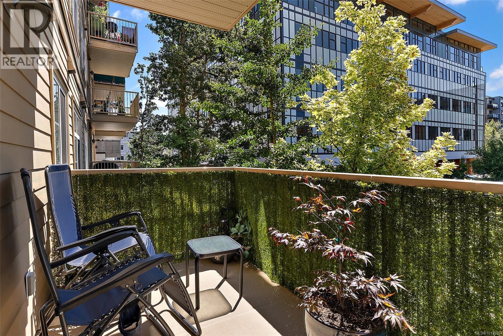 205 821 Goldstream Avenue, Langford