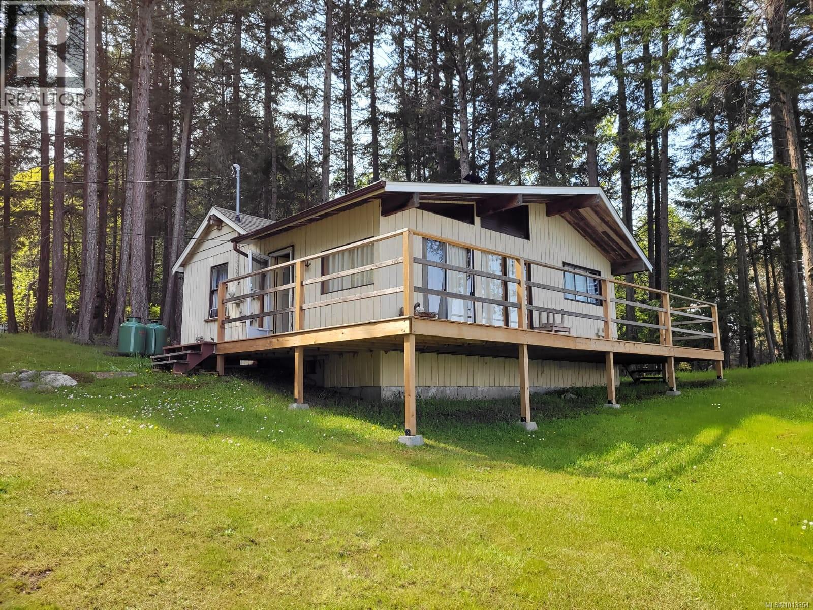4218 Armadale Rd, Pender Island