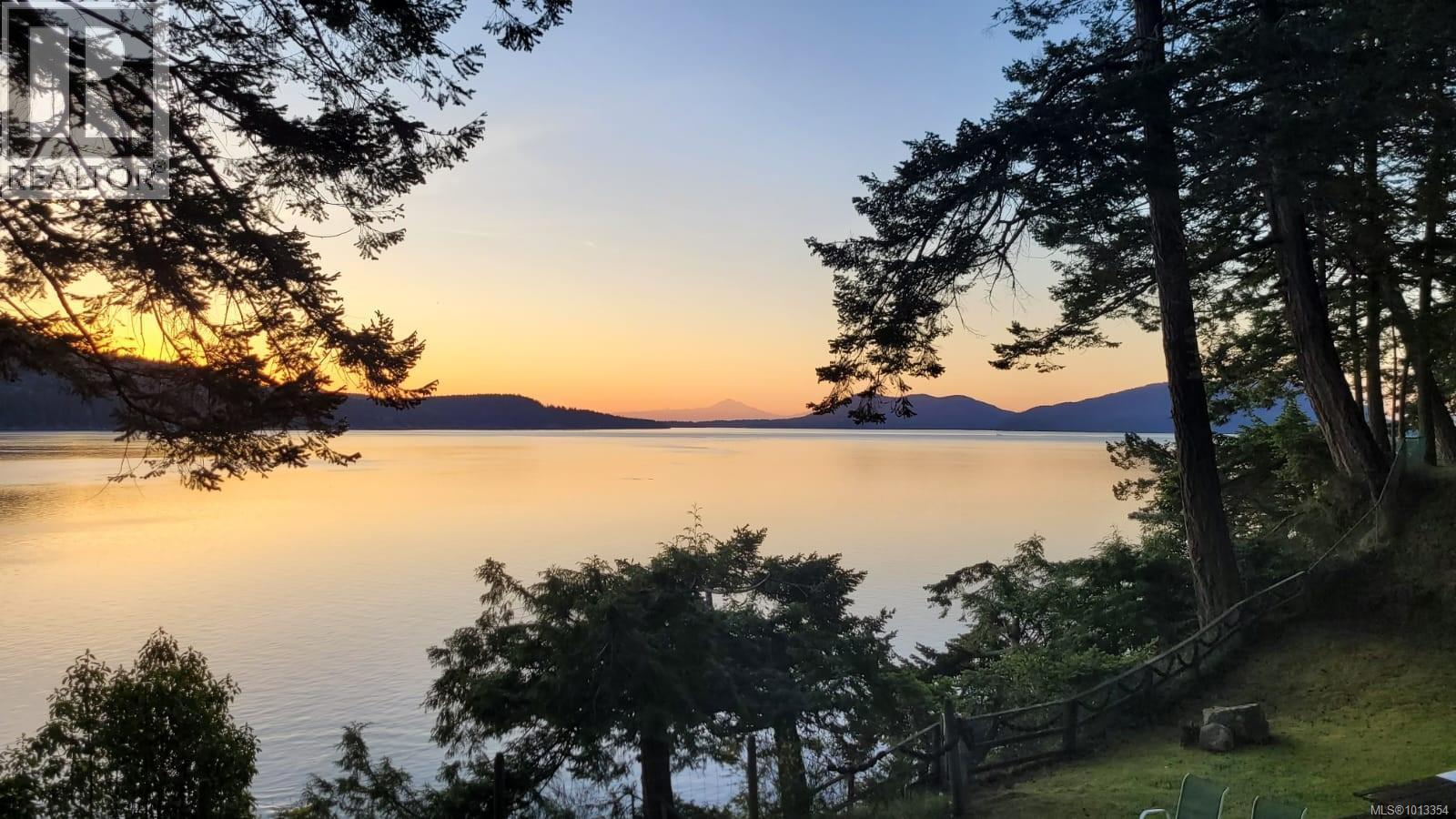 4218 Armadale Rd, Pender Island
