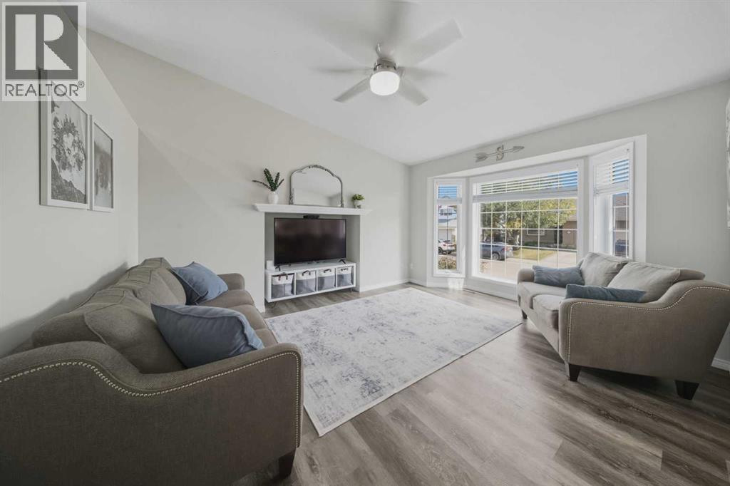 105 Darling Crescent, Red Deer