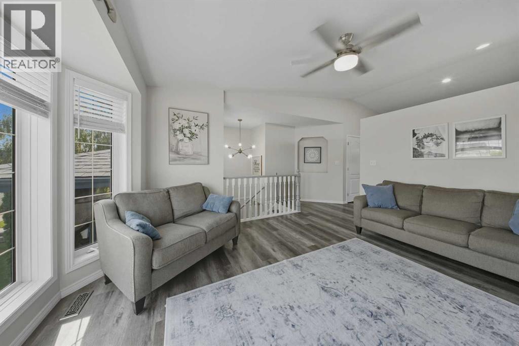105 Darling Crescent, Red Deer