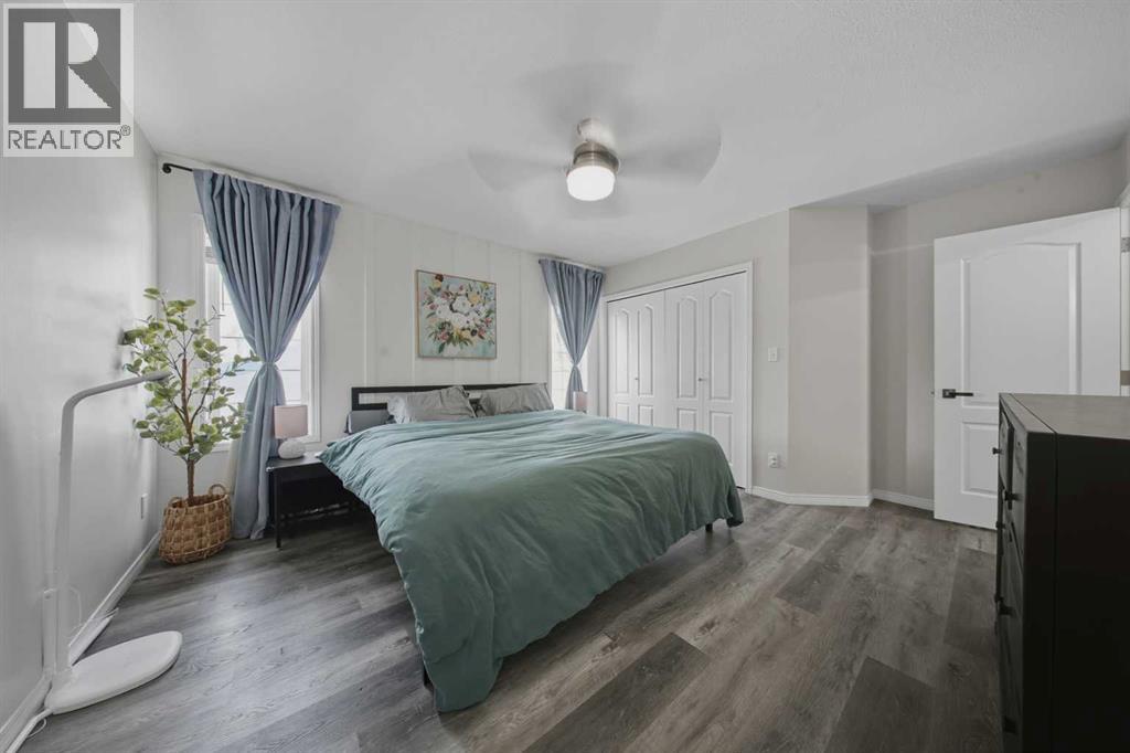 105 Darling Crescent, Red Deer