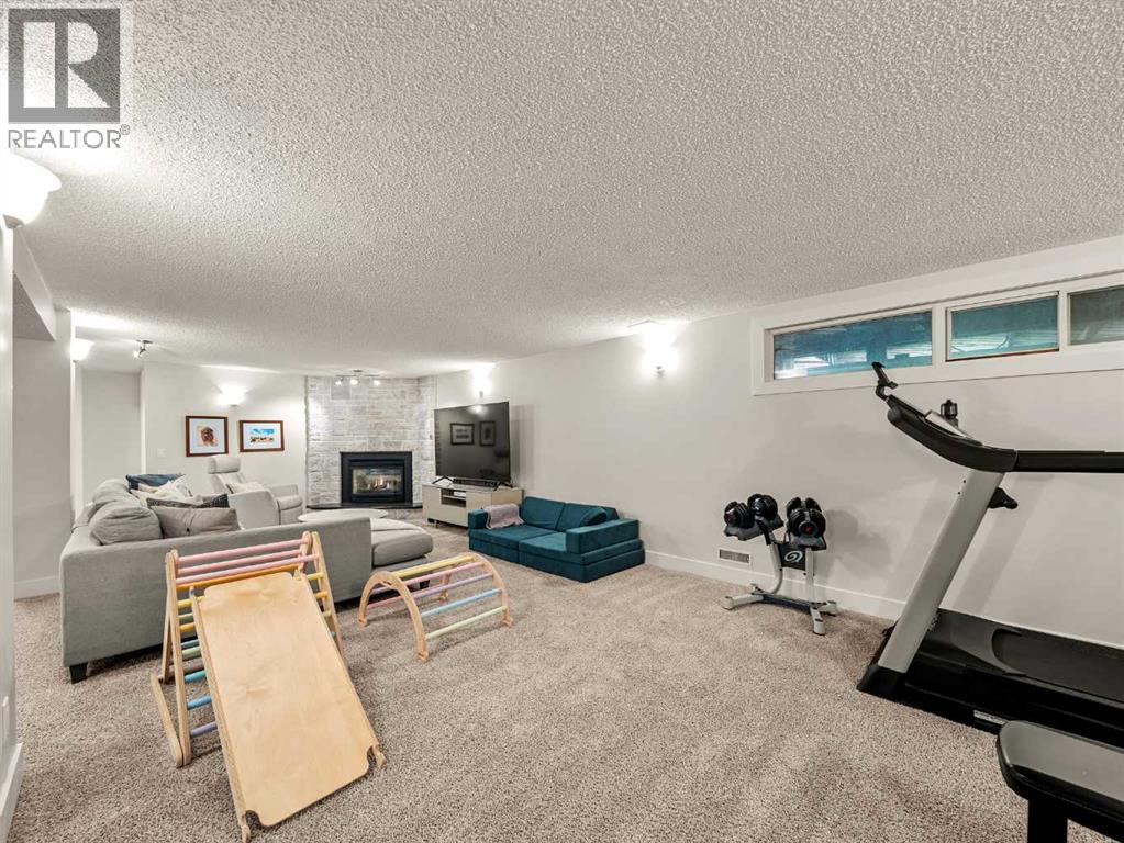 Single Family House Bungalow for Sale in   Avenue SW Rutland Park Calgary 