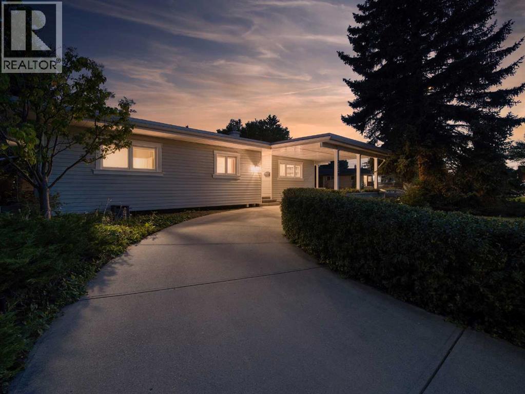 Single Family House Bungalow for Sale in   Avenue SW Rutland Park Calgary 